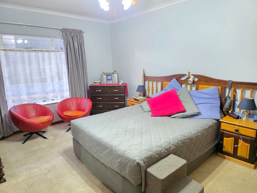 4 Bedroom Property for Sale in Heuwelsig Free State